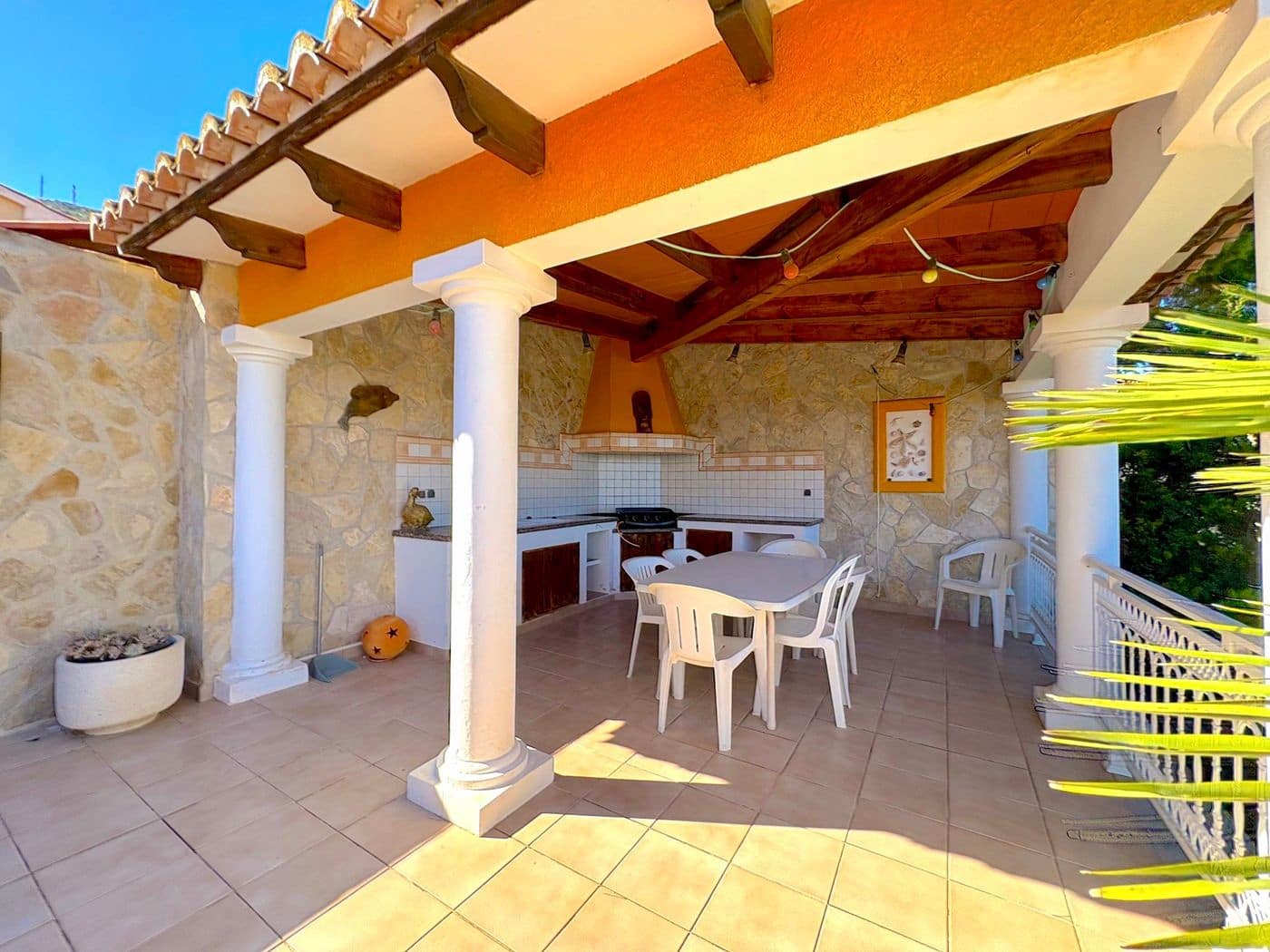 4 Zimmer Villa zu verkaufen in Benitachell / Benitatxell mit Pool Garage - 595.000 € (Ref: 9816910)