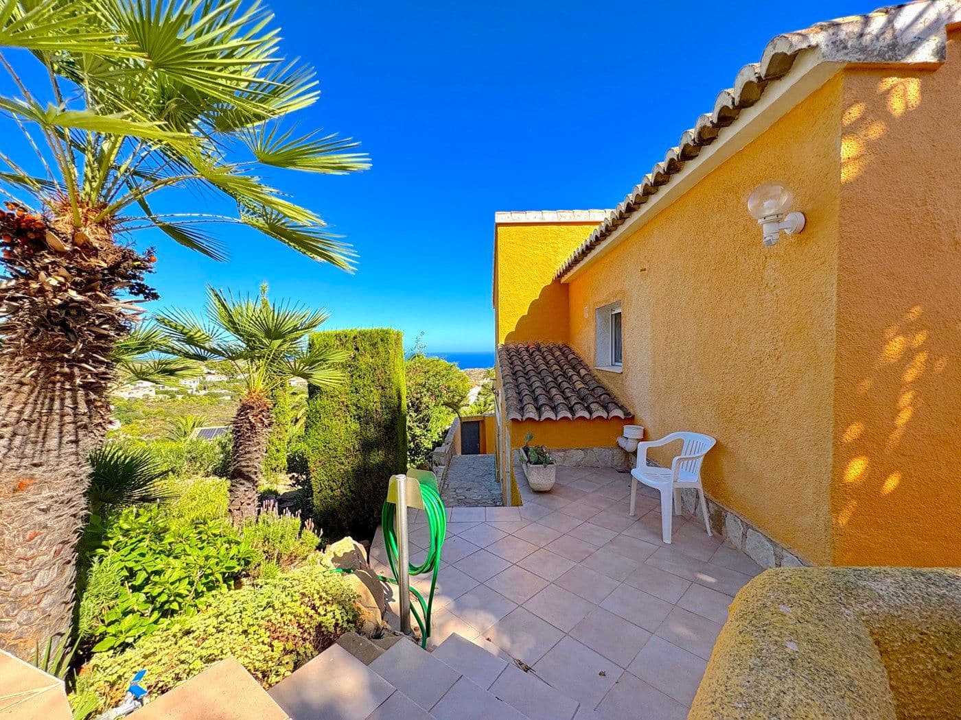 4 Zimmer Villa zu verkaufen in Benitachell / Benitatxell mit Pool Garage - 595.000 € (Ref: 9816910)