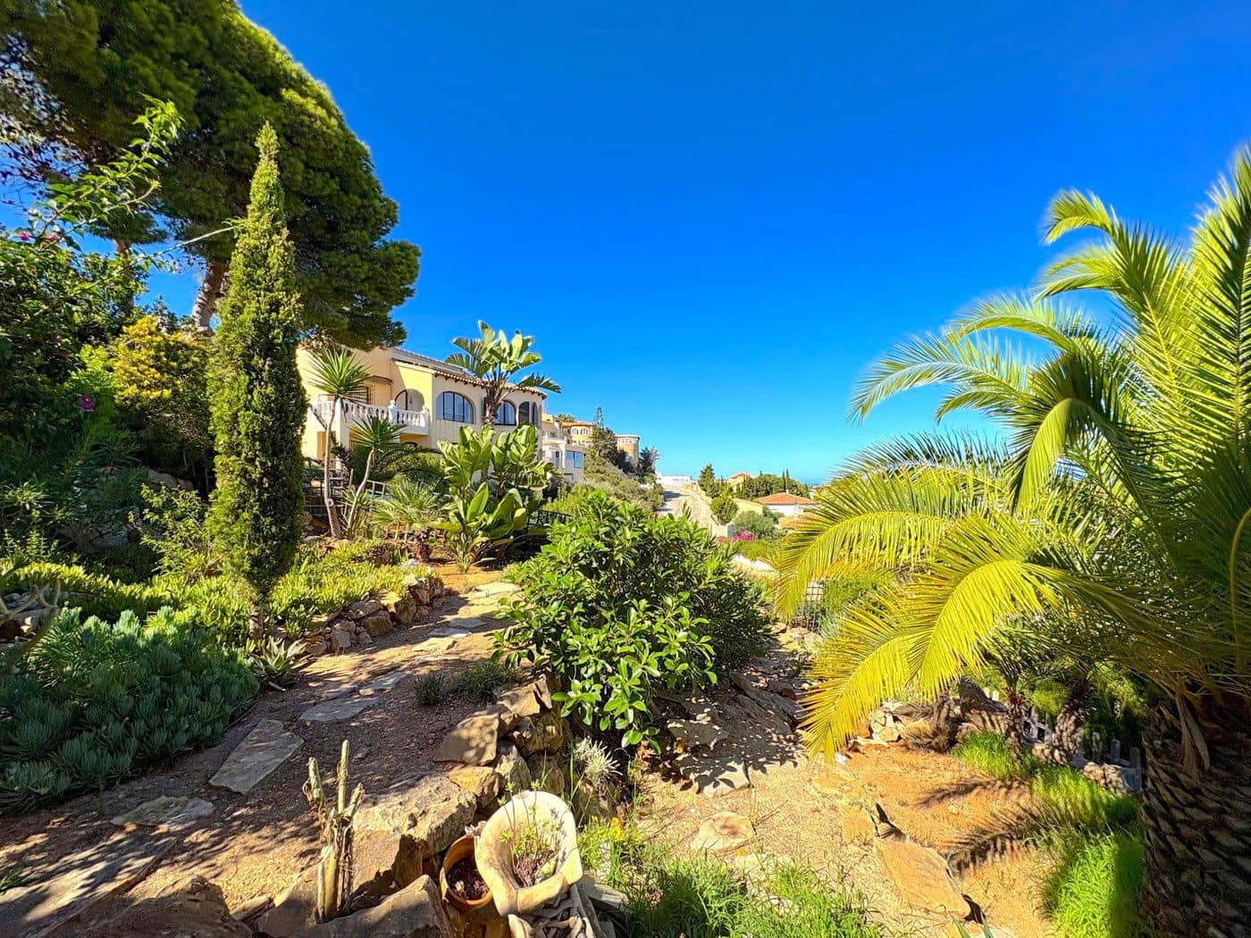 4 Zimmer Villa zu verkaufen in Benitachell / Benitatxell mit Pool Garage - 595.000 € (Ref: 9816910)