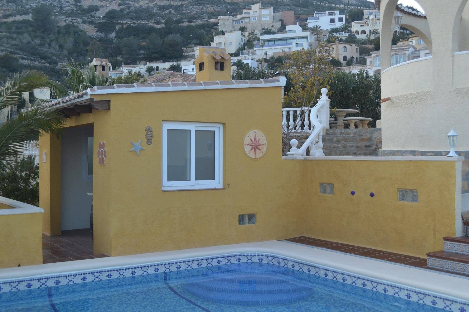 4 bedroom Villa for sale in Benitachell / Benitatxell with pool garage - € 585,000 (Ref: 9816911)