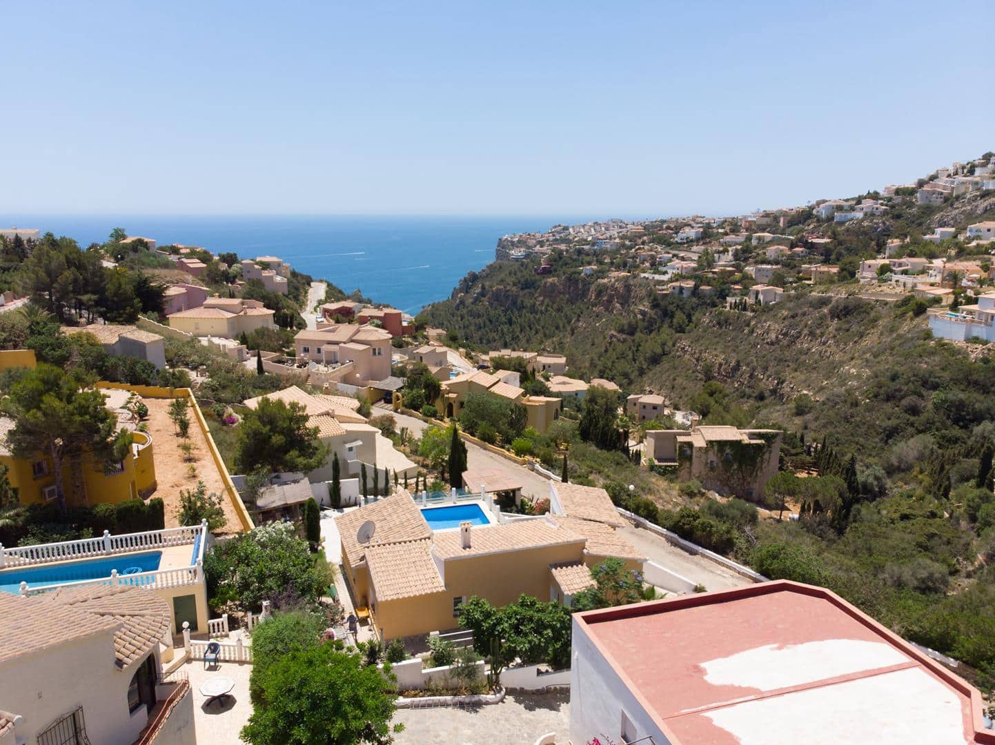 4 bedroom Villa for sale in Benitachell / Benitatxell with pool garage - € 585,000 (Ref: 9816911)