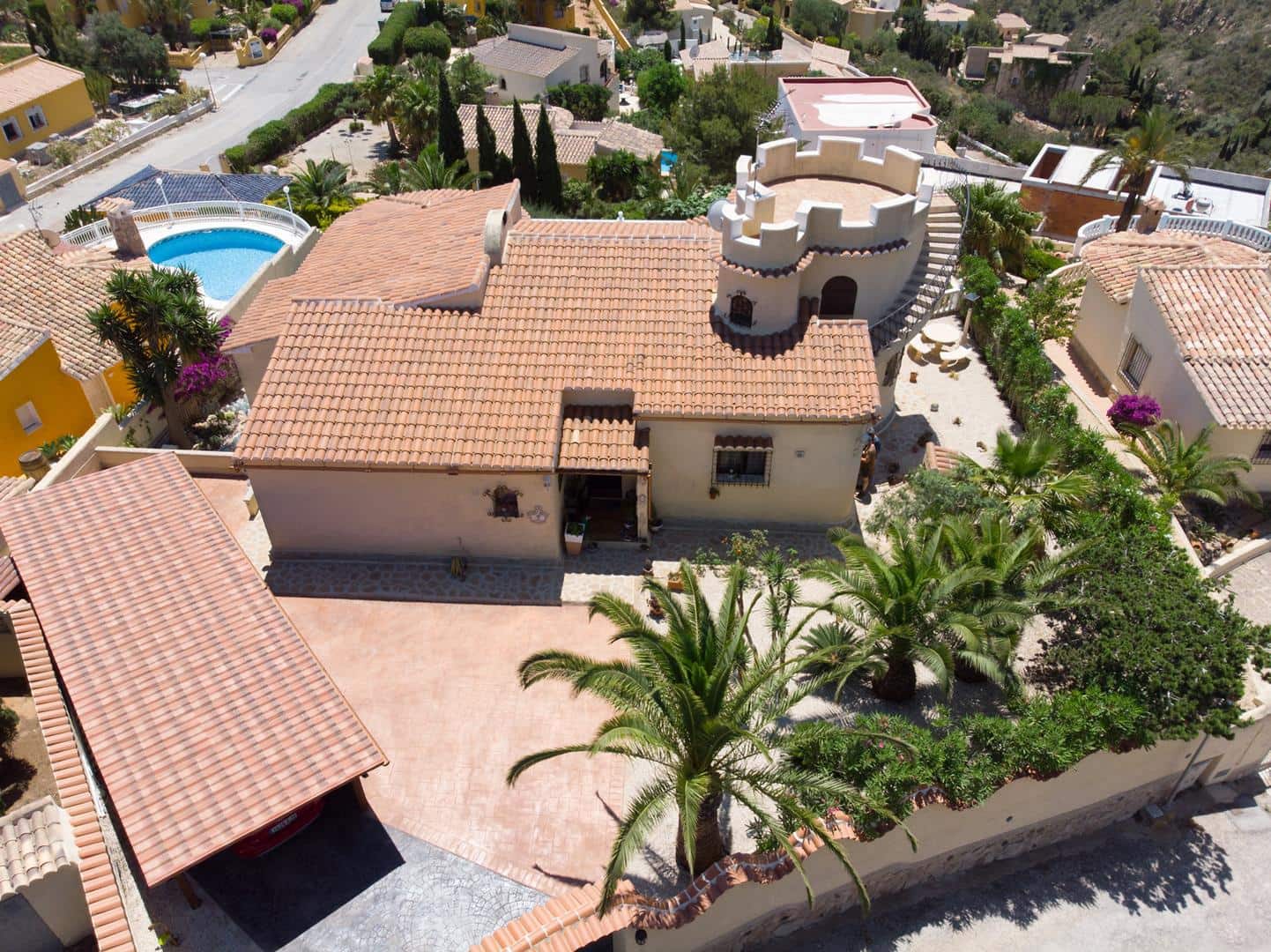 4 bedroom Villa for sale in Benitachell / Benitatxell with pool garage - € 585,000 (Ref: 9816911)