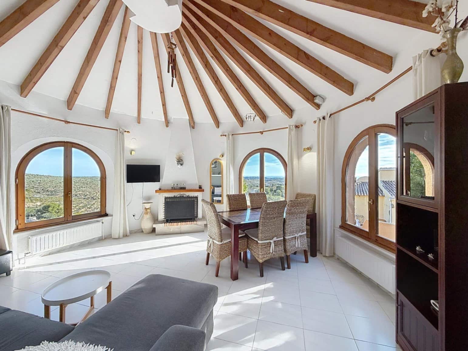 4 bedroom Villa for sale in Benitachell / Benitatxell with pool garage - € 619,000 (Ref: 9816914)