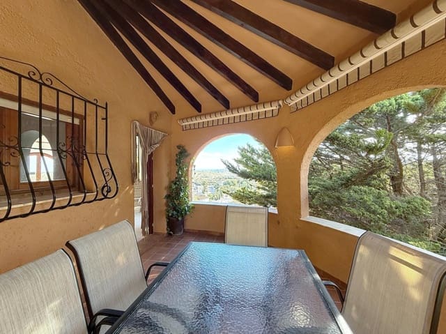 4 soveværelse Villa til salg i Benitachell / Benitatxell med swimmingpool garage - € 619.000 (Ref: 9816914)