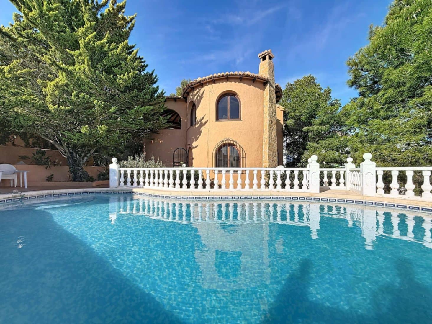 4 bedroom Villa for sale in Benitachell / Benitatxell with pool garage - € 619,000 (Ref: 9816914)