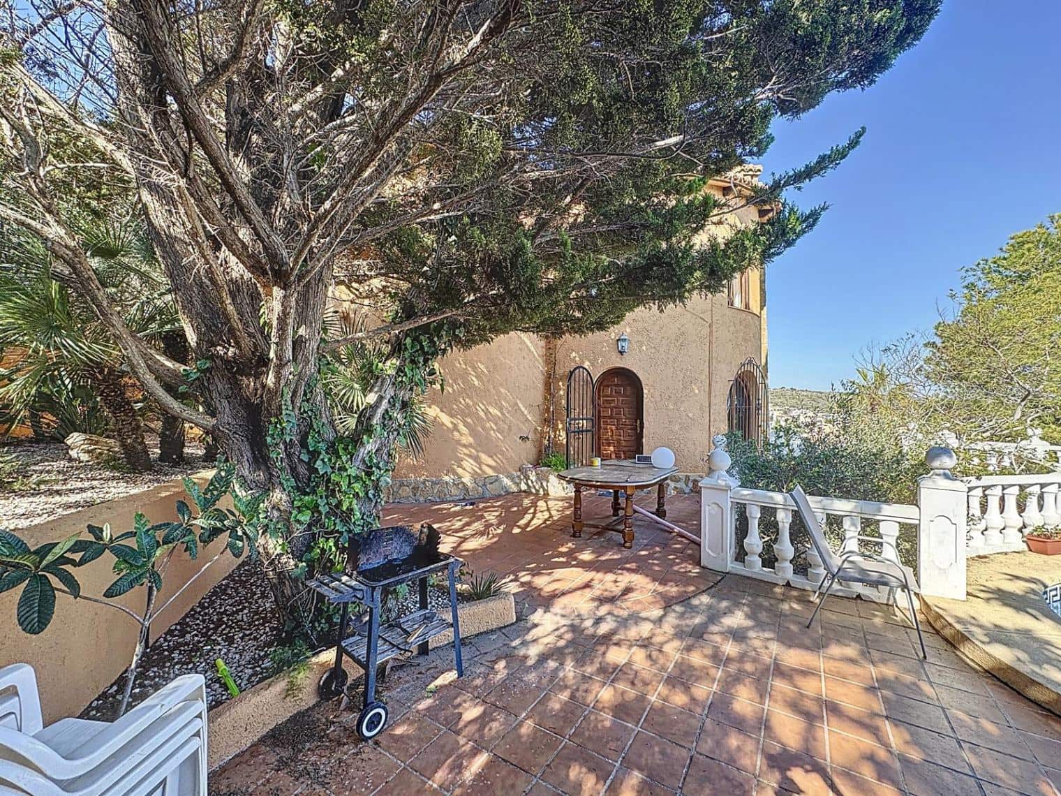 4 bedroom Villa for sale in Benitachell / Benitatxell with pool garage - € 619,000 (Ref: 9816914)
