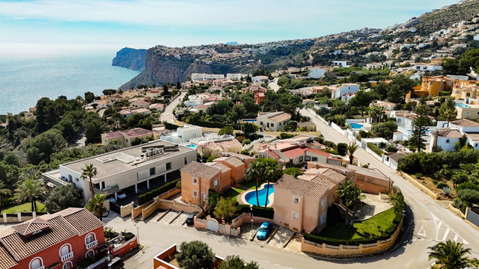 Apartamento de 2 habitaciones en Benitachell / Benitatxell en venta con piscina garaje - 239.000 € (Ref: 9816915)