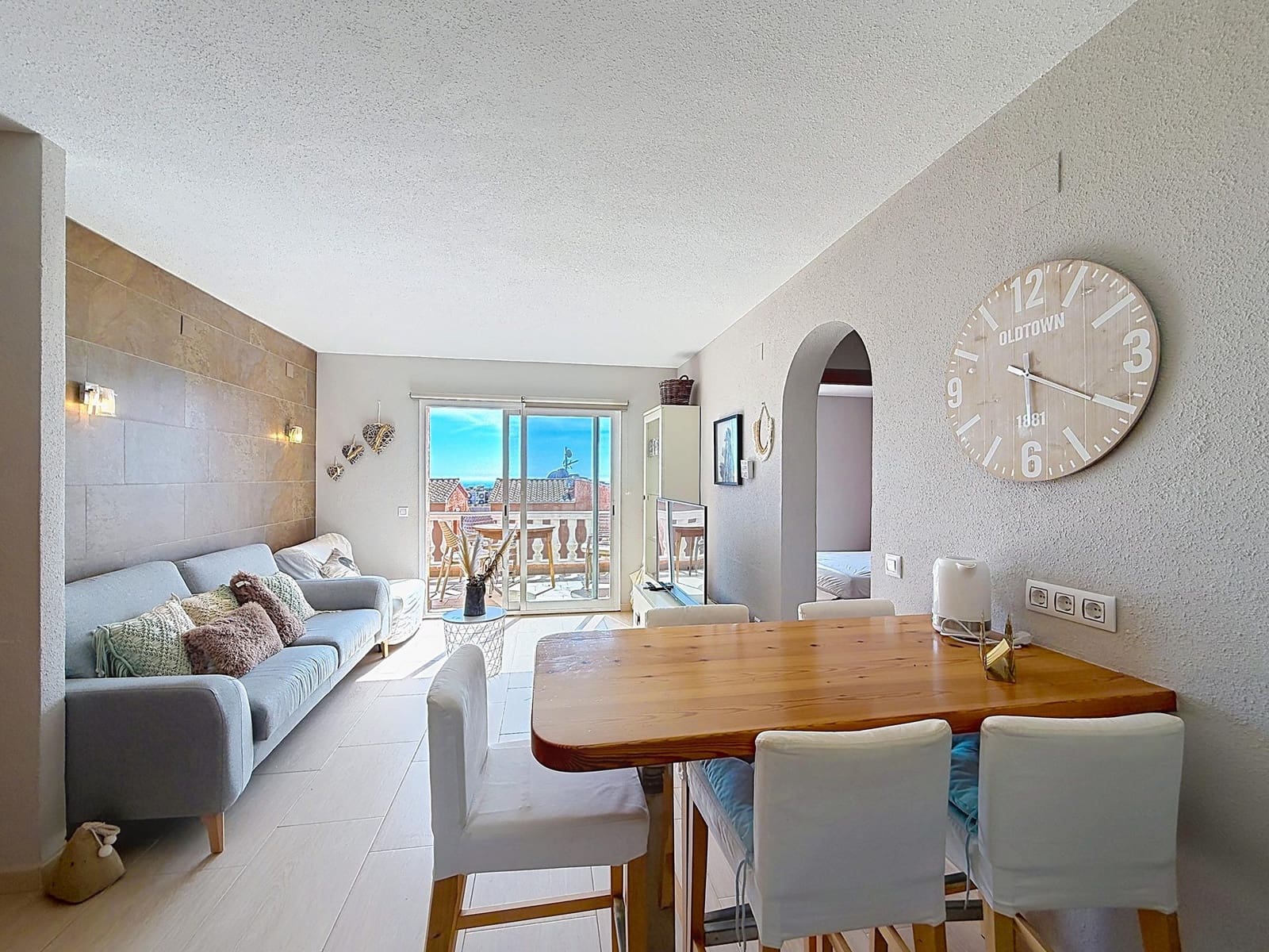 Apartamento de 2 habitaciones en Benitachell / Benitatxell en venta con piscina garaje - 239.000 € (Ref: 9816915)