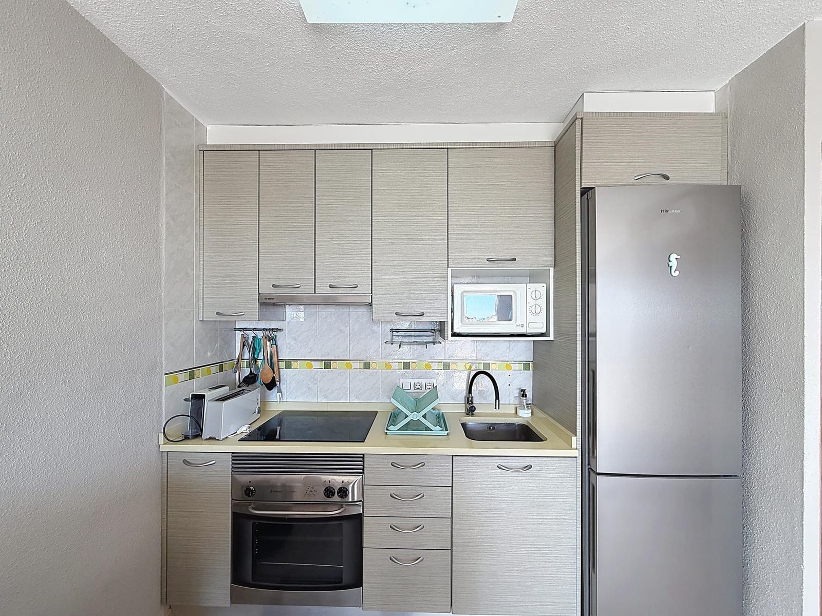Apartamento de 2 habitaciones en Benitachell / Benitatxell en venta con piscina garaje - 239.000 € (Ref: 9816915)