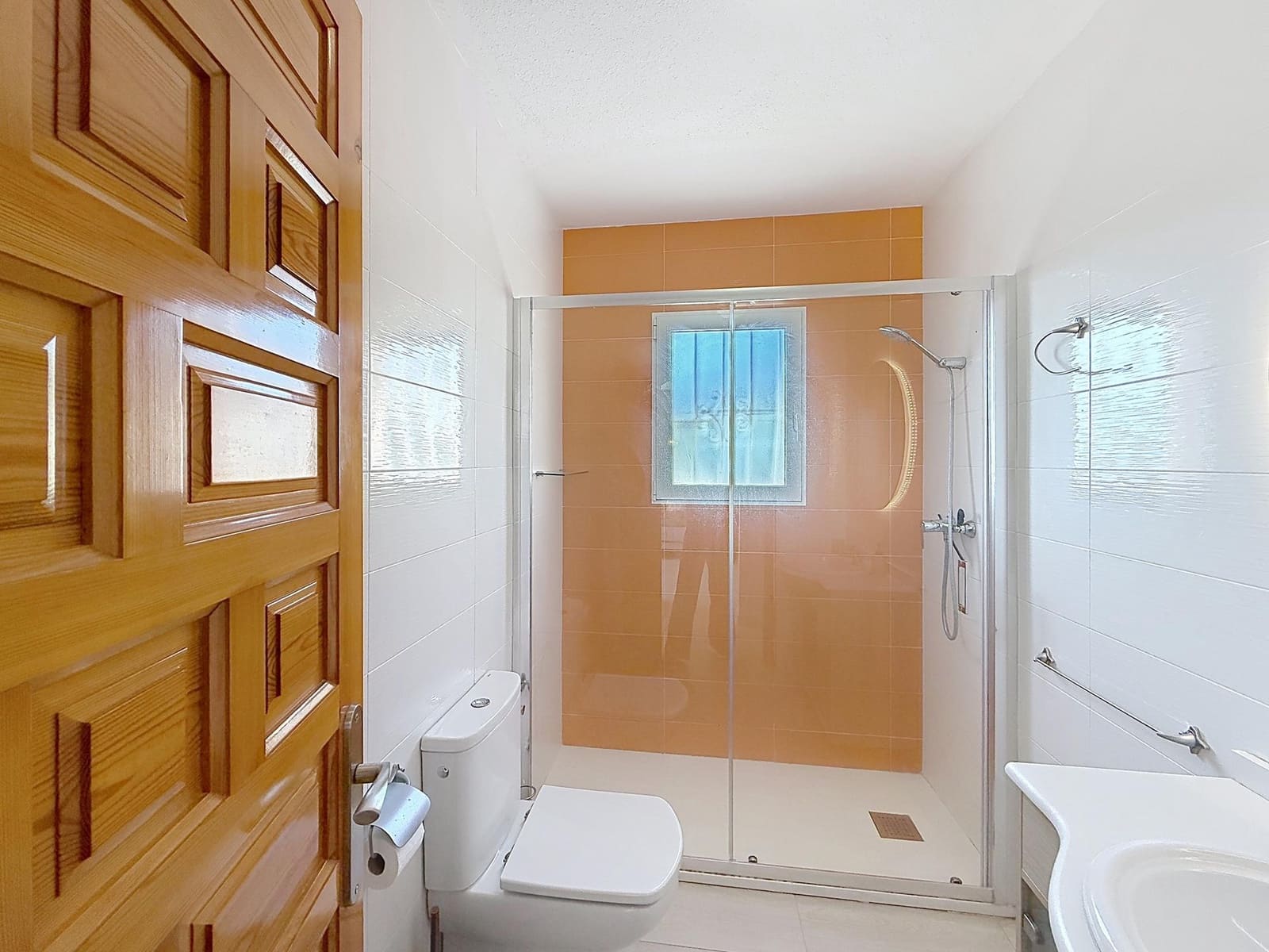 Apartamento de 2 habitaciones en Benitachell / Benitatxell en venta con piscina garaje - 239.000 € (Ref: 9816915)