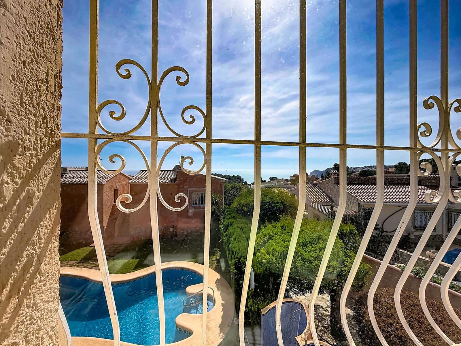 Apartamento de 2 habitaciones en Benitachell / Benitatxell en venta con piscina garaje - 239.000 € (Ref: 9816915)