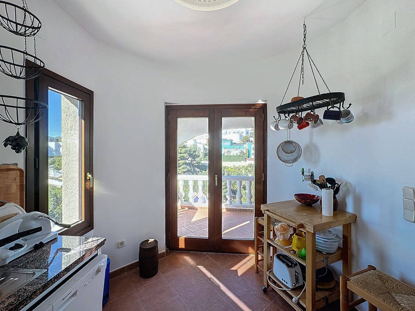 2 bedroom Villa for sale in Benitachell / Benitatxell with pool garage - € 550,000 (Ref: 9816916)