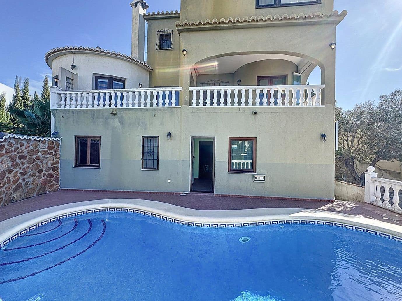 2 bedroom Villa for sale in Benitachell / Benitatxell with pool garage - € 550,000 (Ref: 9816916)