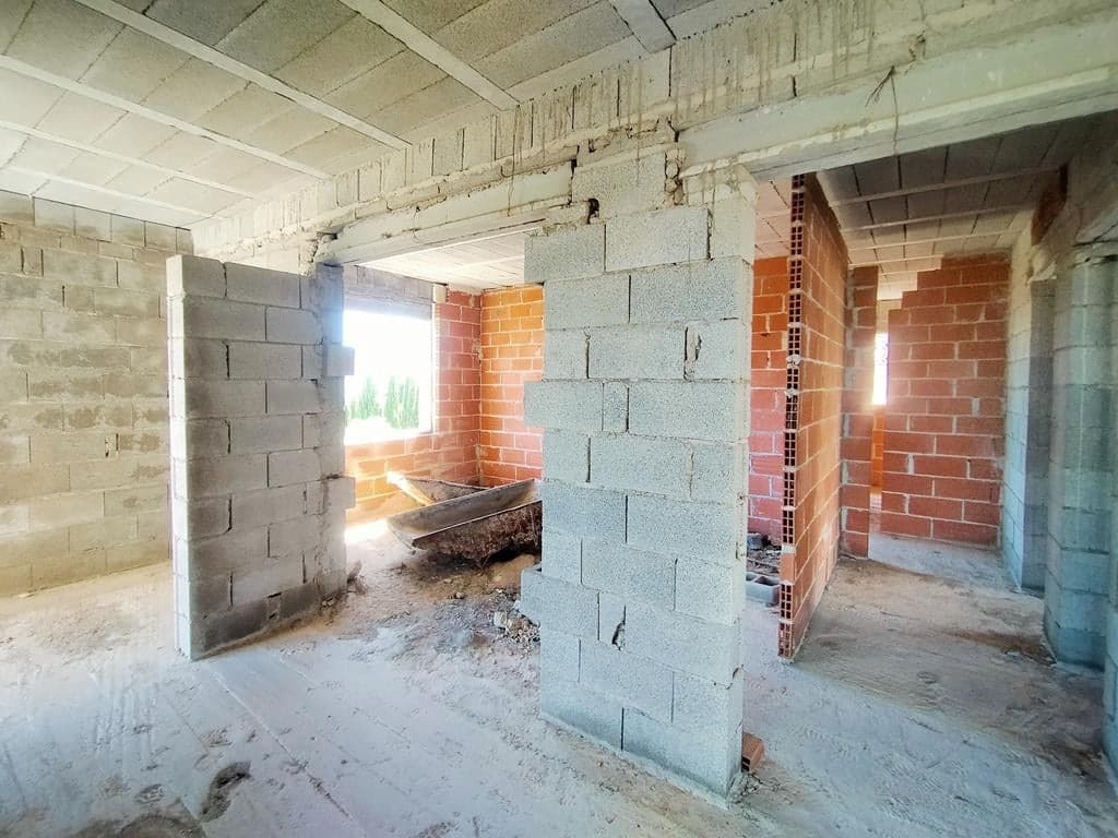 3 soveværelse Villa til salg i Pedreguer med swimmingpool - € 169.000 (Ref: 9816917)