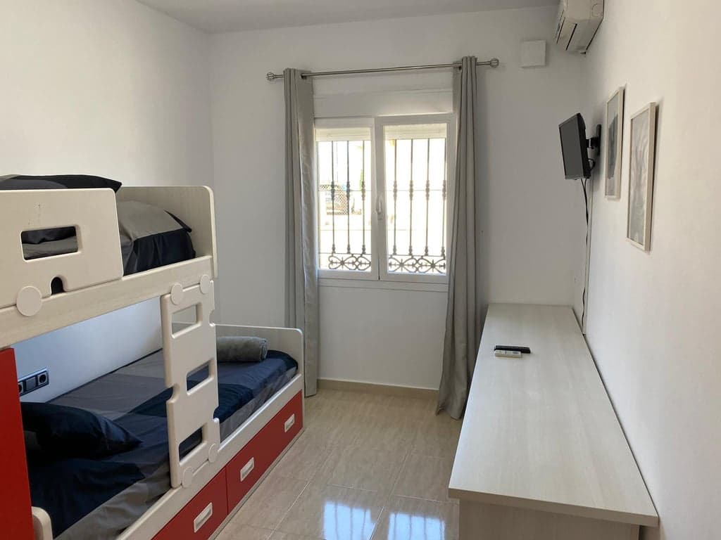 5 soveværelse Villa til salg i Orba - € 499.000 (Ref: 9816919)