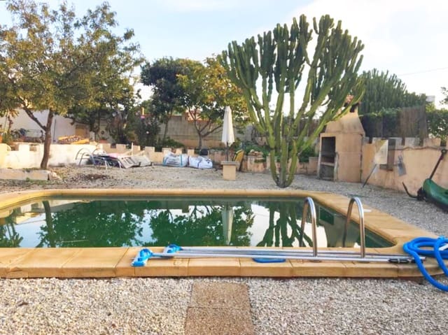 Chalet de 6 habitaciones en Calpe / Calp en venta con piscina garaje - 450.000 € (Ref: 9816922)