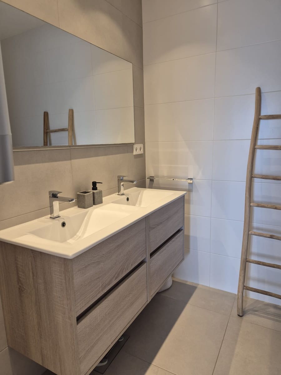 3 bedroom Apartment for rent in Moraira with garage - € 1,450 (Ref: 9822047)