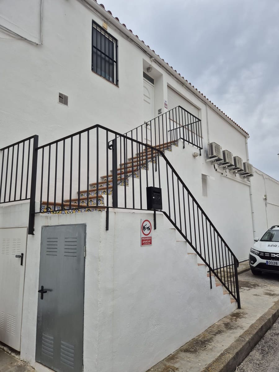 3 bedroom Apartment for rent in Moraira with garage - € 1,450 (Ref: 9822047)