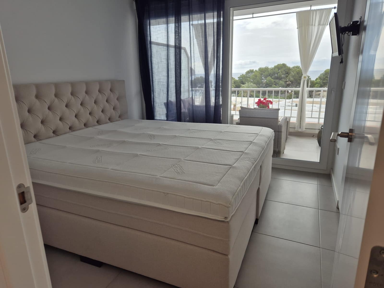 3 bedroom Apartment for rent in Moraira with garage - € 1,450 (Ref: 9822047)