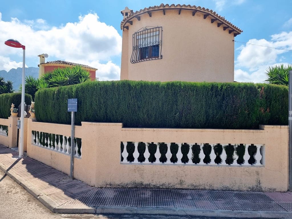 2 bedroom Villa for sale in Els Poblets with garage - € 310,000 (Ref: 9840851)