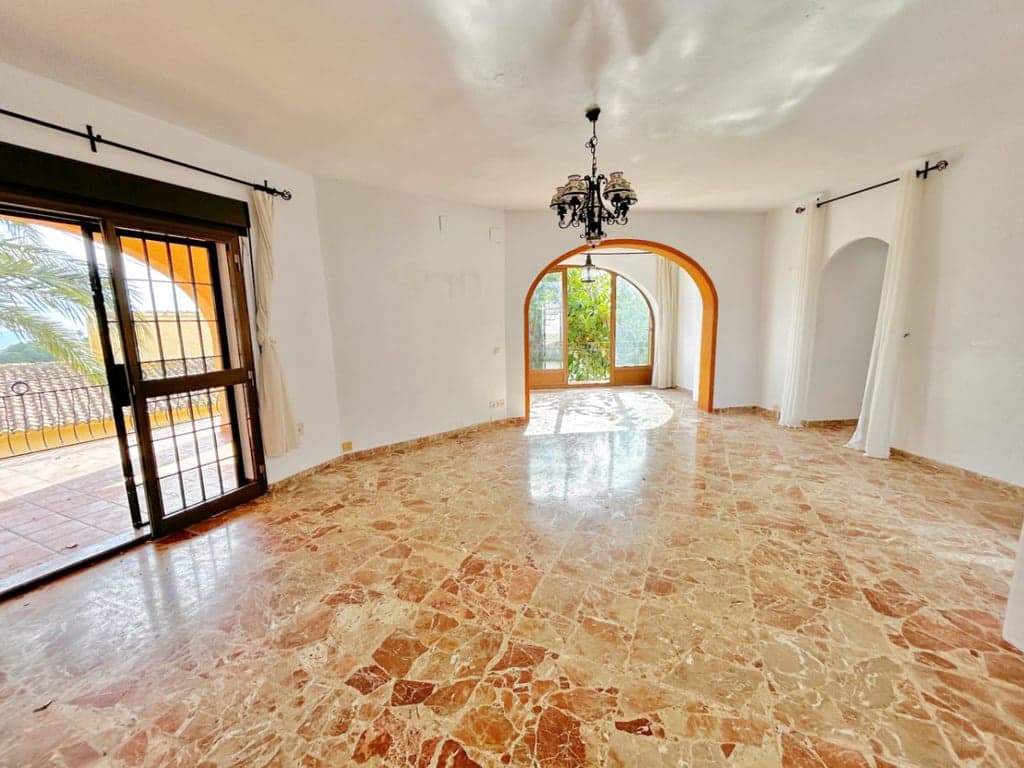 3 sovrum Villa till salu i Moraira med pool garage - 745 000 € (Ref: 9840853)