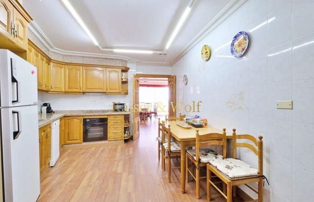 Piso de 4 habitaciones en Playa Levante, Santa Pola en alquiler - 2.100 € (Ref: 10007567)