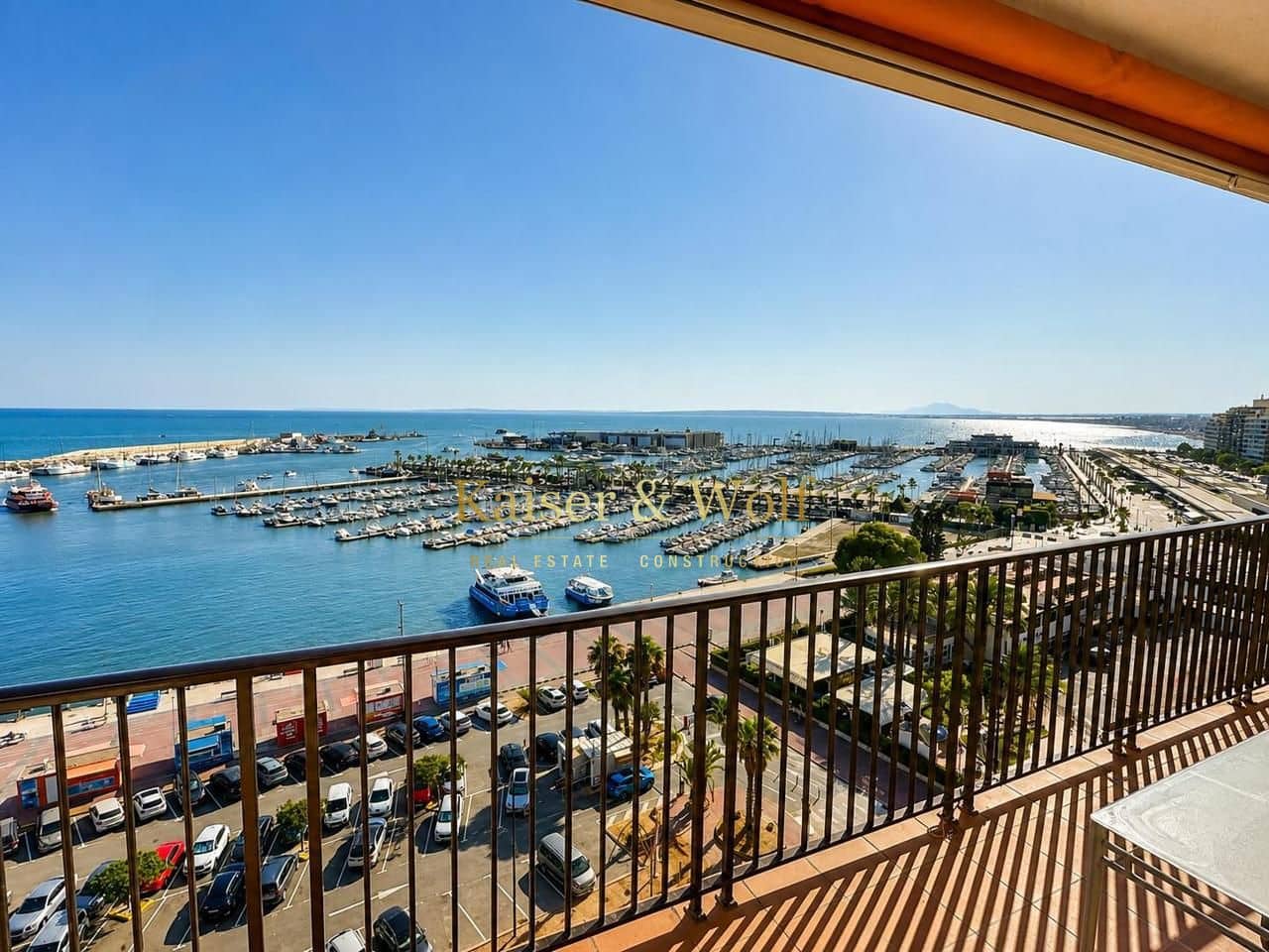 3 quarto Apartamento para arrendar em Santa Pola - 2 000 € (Ref: 10014267)