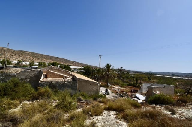 4 sovrum Finca/Hus på landet till salu i Torrellano, Elche / Elx - 149 900 € (Ref: 10026622)