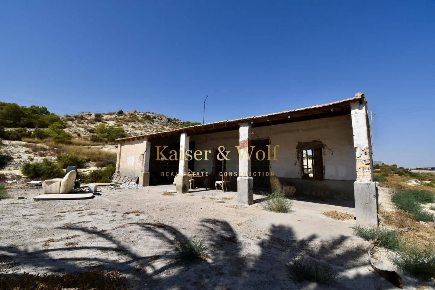 4 bedroom Finca/Country House for sale in Torrellano - € 149,900 (Ref: 10026622)