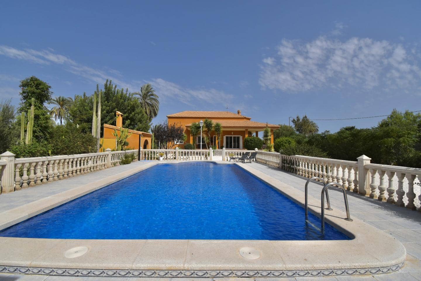 3 bedroom Villa for sale in Elche / Elx with pool garage - € 429,000 (Ref: 10029909)