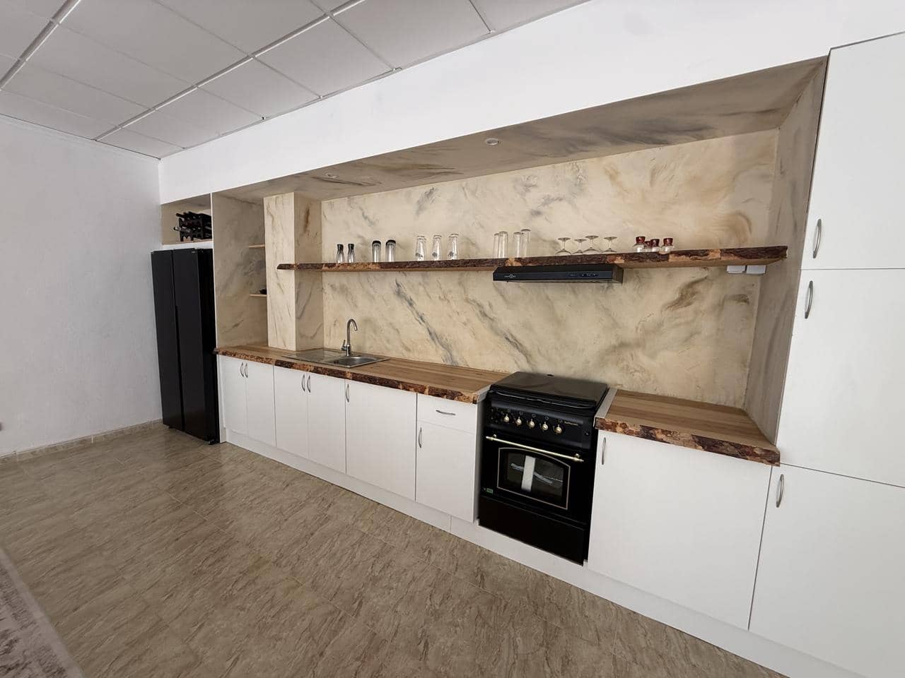 Villa/Maison de 3 chambres à louer à Elche / Elx - 1 500 € (Ref: 10031017)