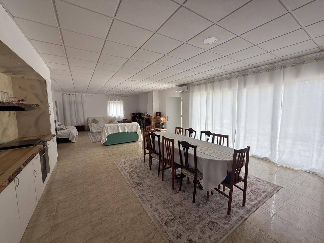 Villa/Maison de 3 chambres à louer à Elche / Elx - 1 500 € (Ref: 10031017)