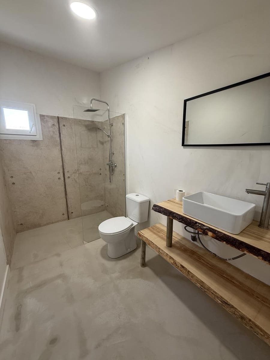 Villa/Maison de 3 chambres à louer à Elche / Elx - 1 500 € (Ref: 10031017)