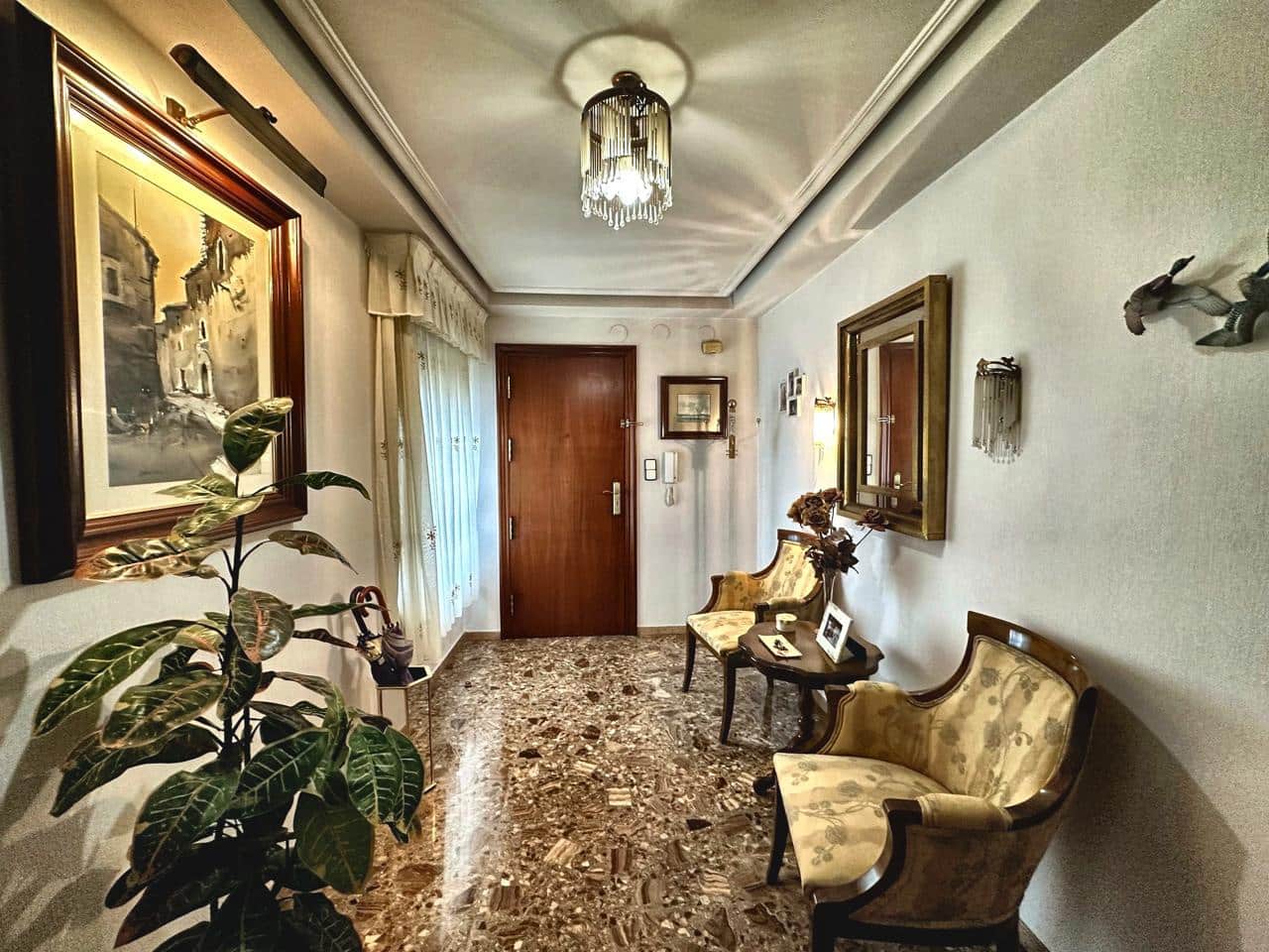 5 soveværelse Lejlighed til salg i Elche / Elx med garage - € 399.000 (Ref: 10062357)