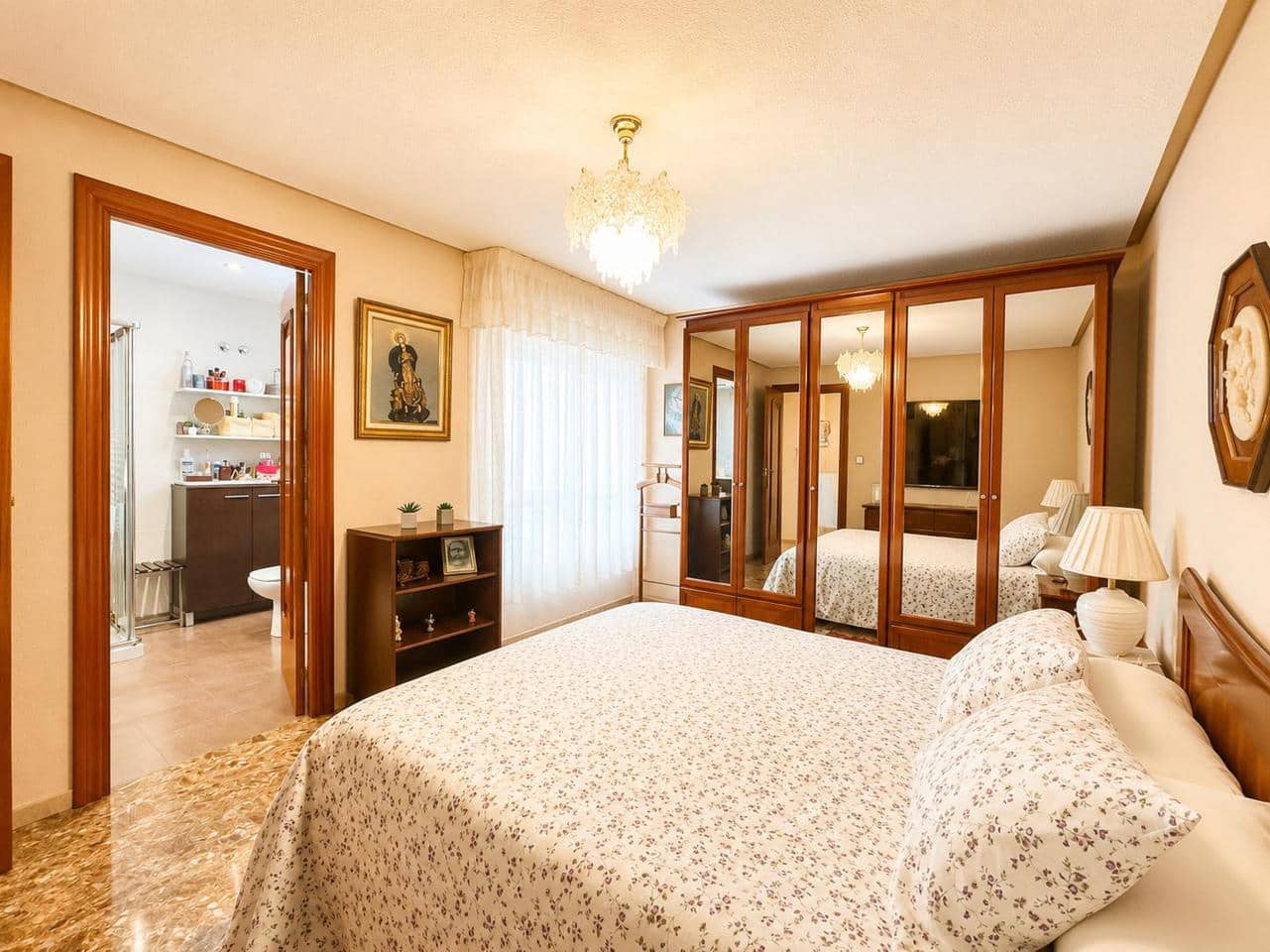5 soveværelse Lejlighed til salg i Elche / Elx med garage - € 399.000 (Ref: 10062357)