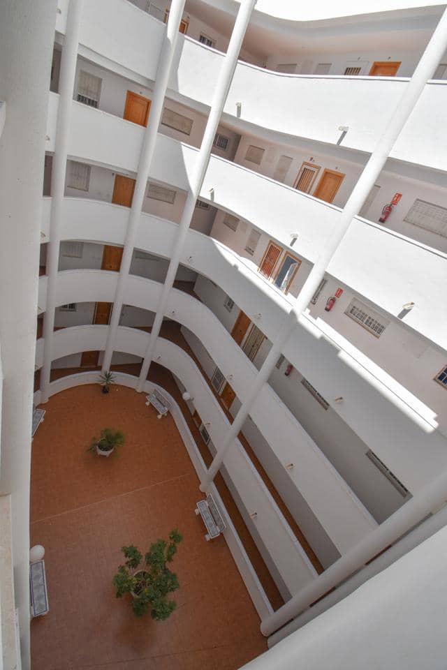 2 sovrum Lägenhet till salu i Torrevieja med pool garage - 230 000 € (Ref: 10079810)