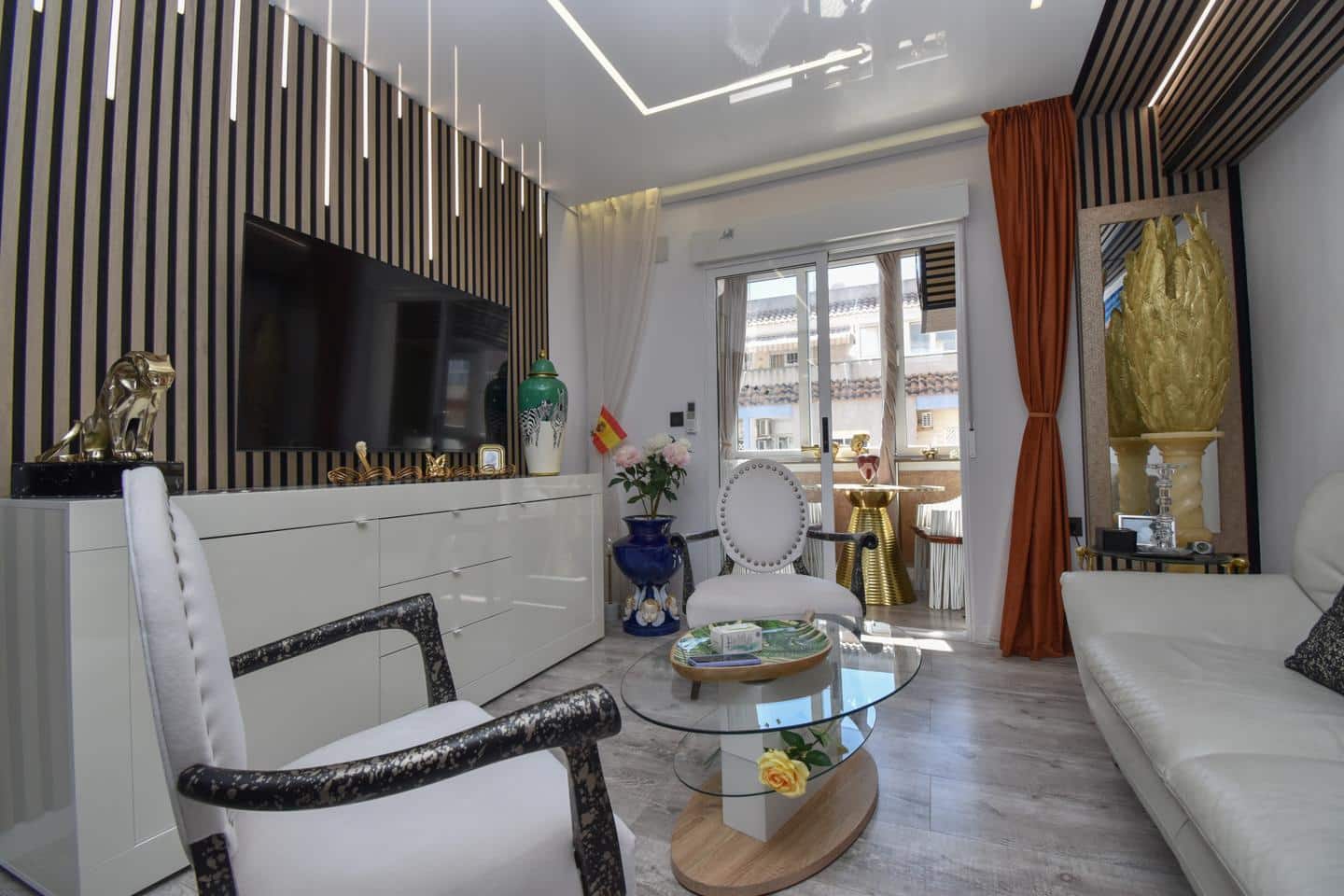 2 sovrum Lägenhet till salu i Torrevieja med pool garage - 230 000 € (Ref: 10079810)