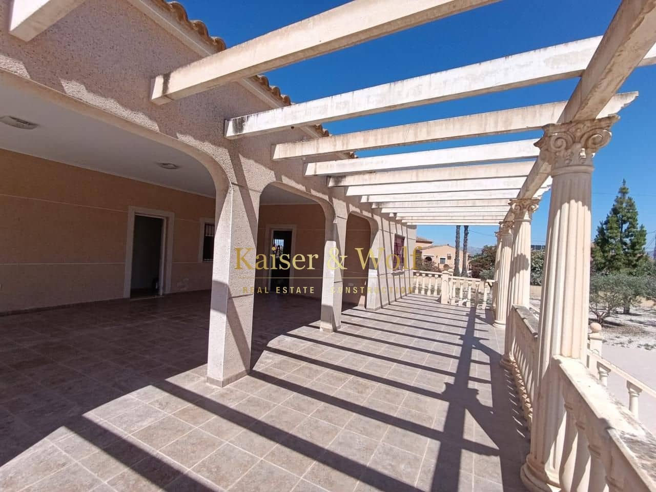 5 chambre Finca/Maison de Campagne à vendre à Callosa de Segura avec piscine garage - 630 000 € (Ref: 10104306)