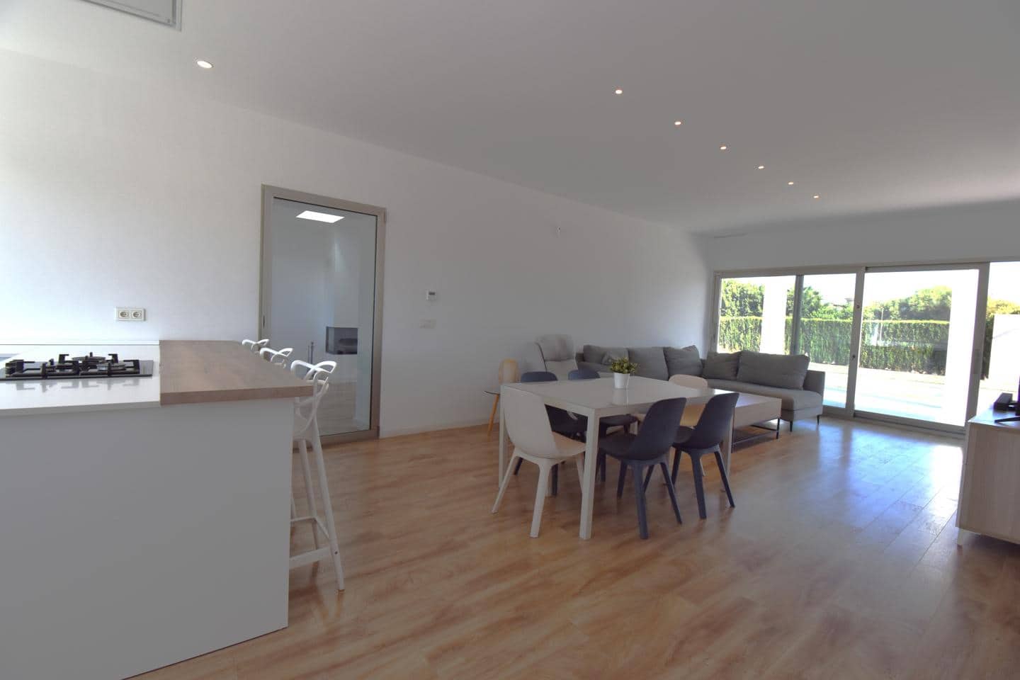 3 slaapkamer Villa te koop in Elche / Elx met zwembad garage - € 685.000 (Ref: 10112143)