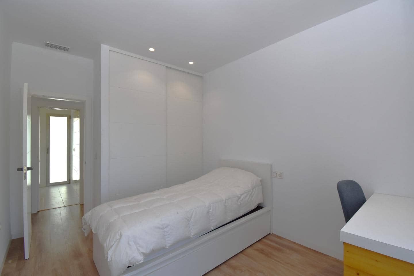 3 slaapkamer Villa te koop in Elche / Elx met zwembad garage - € 685.000 (Ref: 10112143)