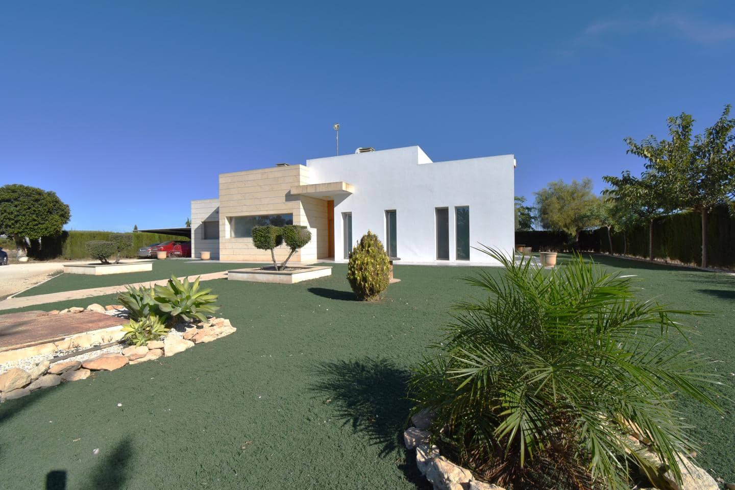 3 slaapkamer Villa te koop in Elche / Elx met zwembad garage - € 685.000 (Ref: 10112143)
