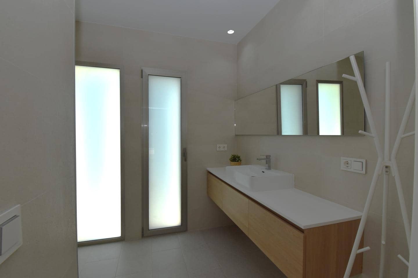 3 slaapkamer Villa te koop in Elche / Elx met zwembad garage - € 685.000 (Ref: 10112143)