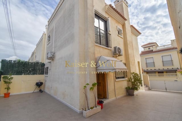 3 sovrum Villa till salu i Monte Faro - Altomar II, Santa Pola med pool garage - 355 000 € (Ref: 10118111)