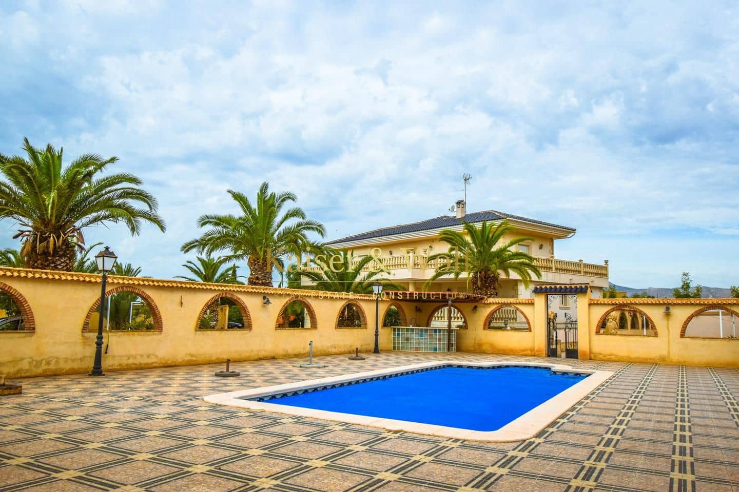5 quarto Moradia para venda em Albatera com piscina garagem - 1 200 000 € (Ref: 10130166)