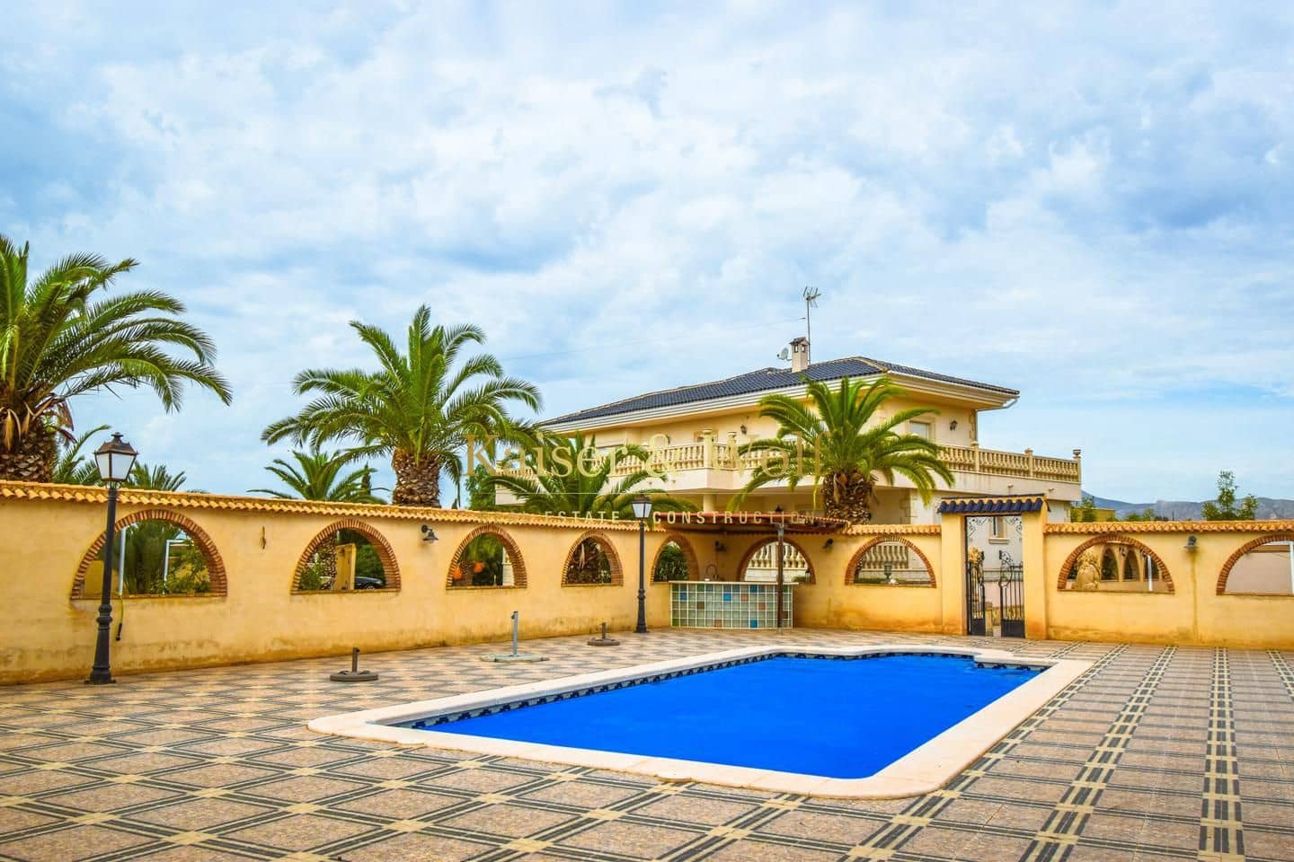 5 quarto Moradia para venda em Albatera com piscina garagem - 1 200 000 € (Ref: 10130166)