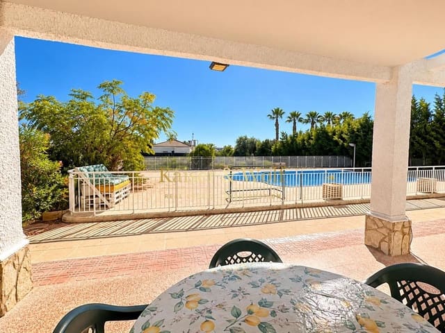 3 slaapkamer Villa te koop in Torrellano, Elche / Elx met zwembad garage - € 419.900 (Ref: 10179623)