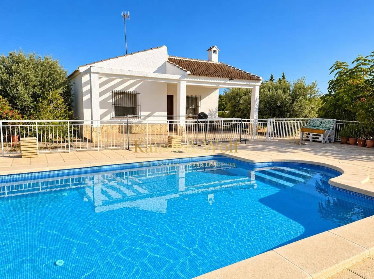 3 slaapkamer Villa te koop in Elche / Elx met zwembad garage - € 419.900 (Ref: 10179623)
