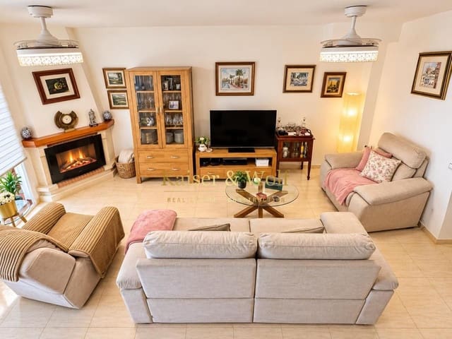 4 slaapkamer Villa te koop in Alicante stad met zwembad garage - € 360.000 (Ref: 10184008)