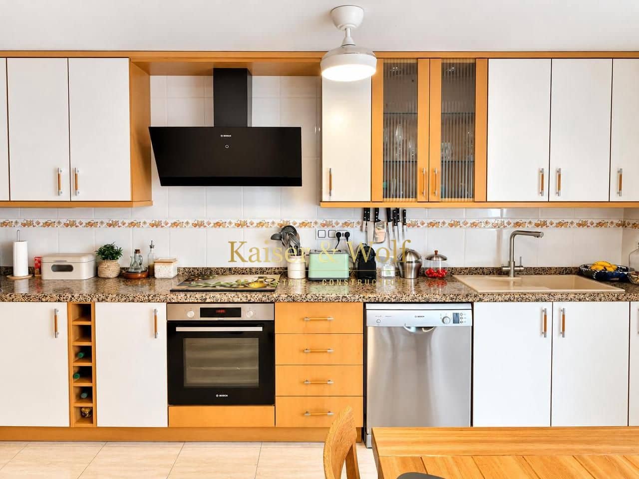 4 slaapkamer Villa te koop in Alicante stad met zwembad garage - € 360.000 (Ref: 10184008)