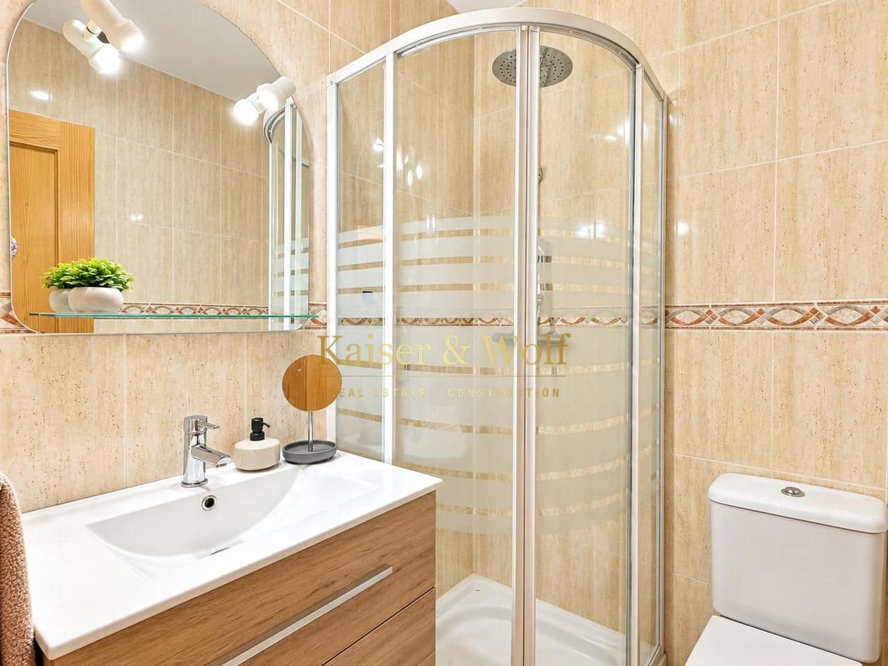 4 slaapkamer Villa te koop in Alicante stad met zwembad garage - € 360.000 (Ref: 10184008)
